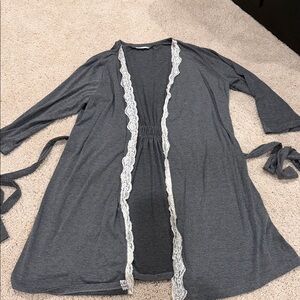 Ekouaer Lace-Trimmed Robe